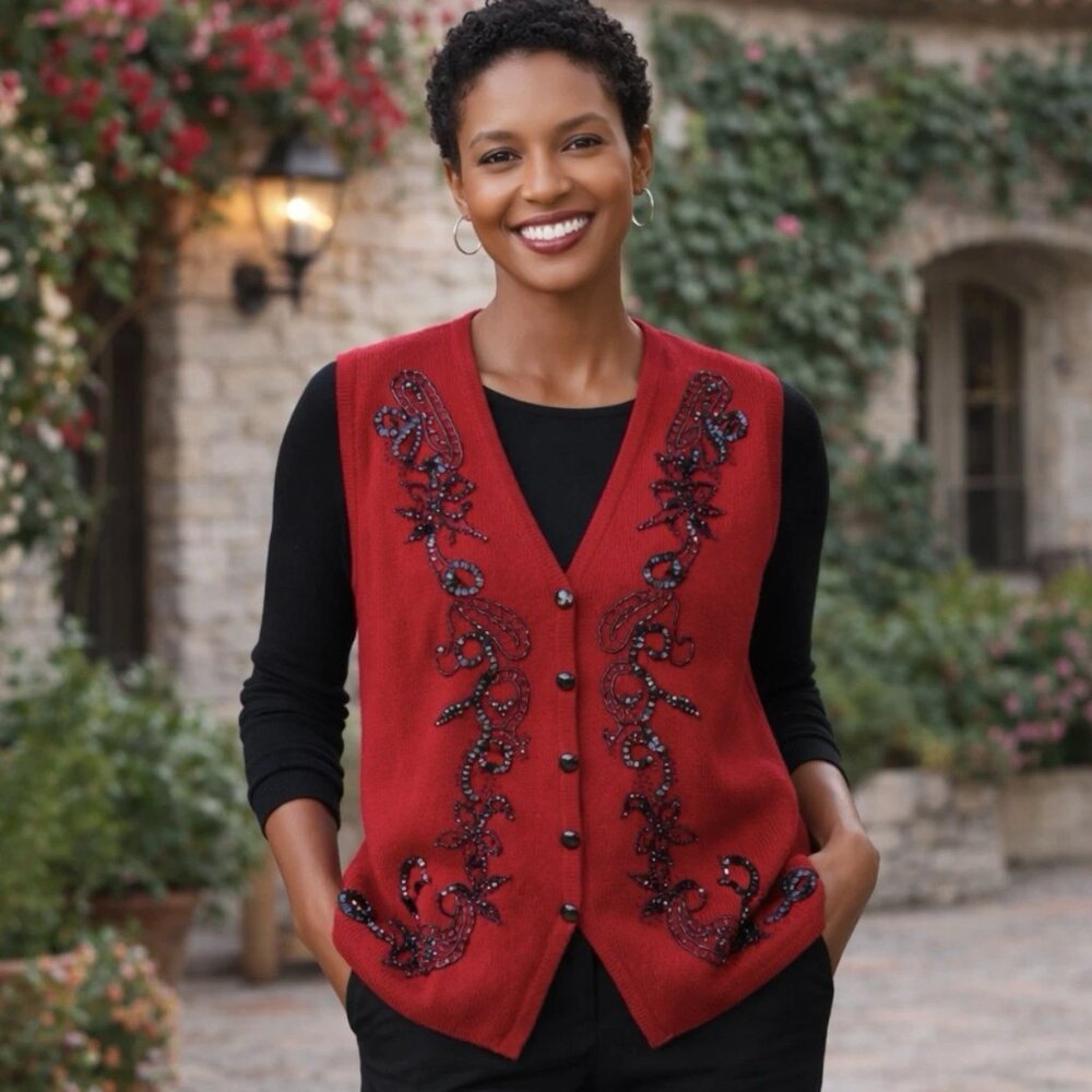 Alfred Dunner Women’s Sweater Red Vest Beaded Petite Medium Cottagecore Classic